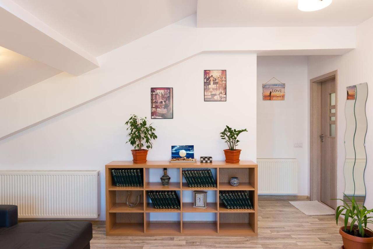 Romexpo Apartment Luxury - Aproape De Centru Si Parc Herastrau! Bukarest Kültér fotó