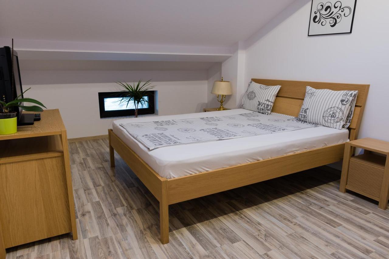 Romexpo Apartment Luxury - Aproape De Centru Si Parc Herastrau! Bukarest Kültér fotó