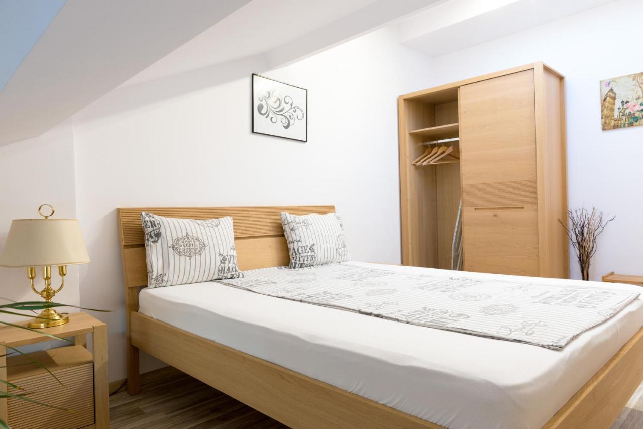 Romexpo Apartment Luxury - Aproape De Centru Si Parc Herastrau! Bukarest Kültér fotó